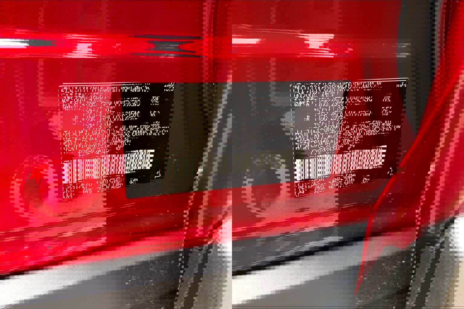 Used 2025 Toyota RAV4 XLE Premium image 35