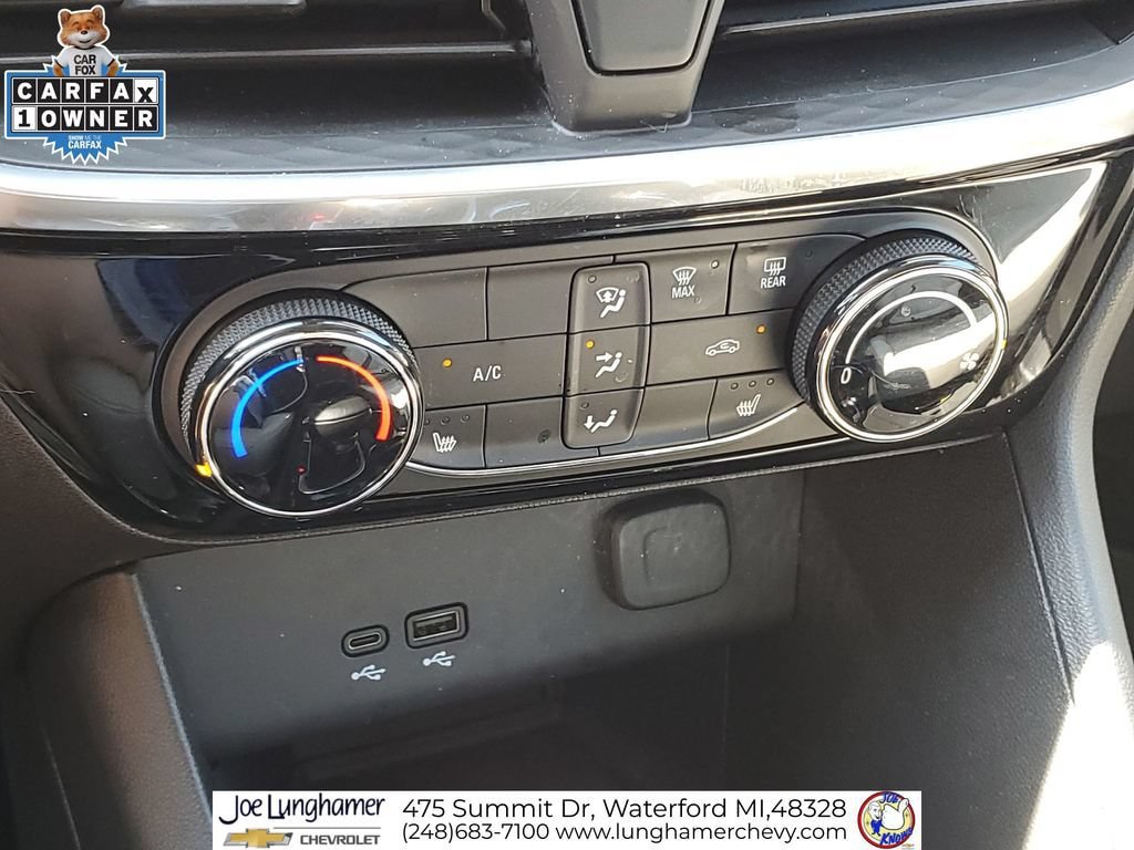 Certified 2024 Buick Encore GX Sport Touring w/ Comfort Package AWD/4WD image 19
