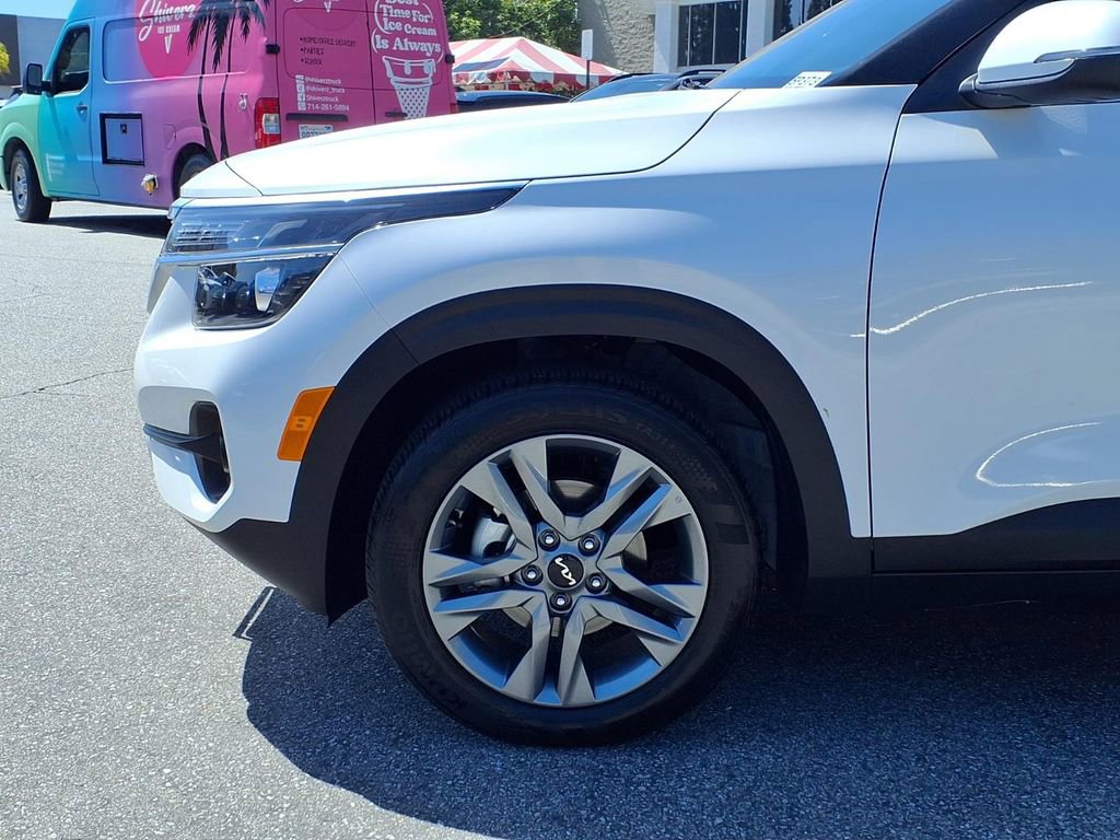Certified 2023 Kia Seltos S FWD image 14