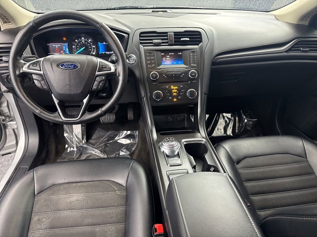 Used 2018 Ford Fusion SE w/ Equipment Group 601A image 11