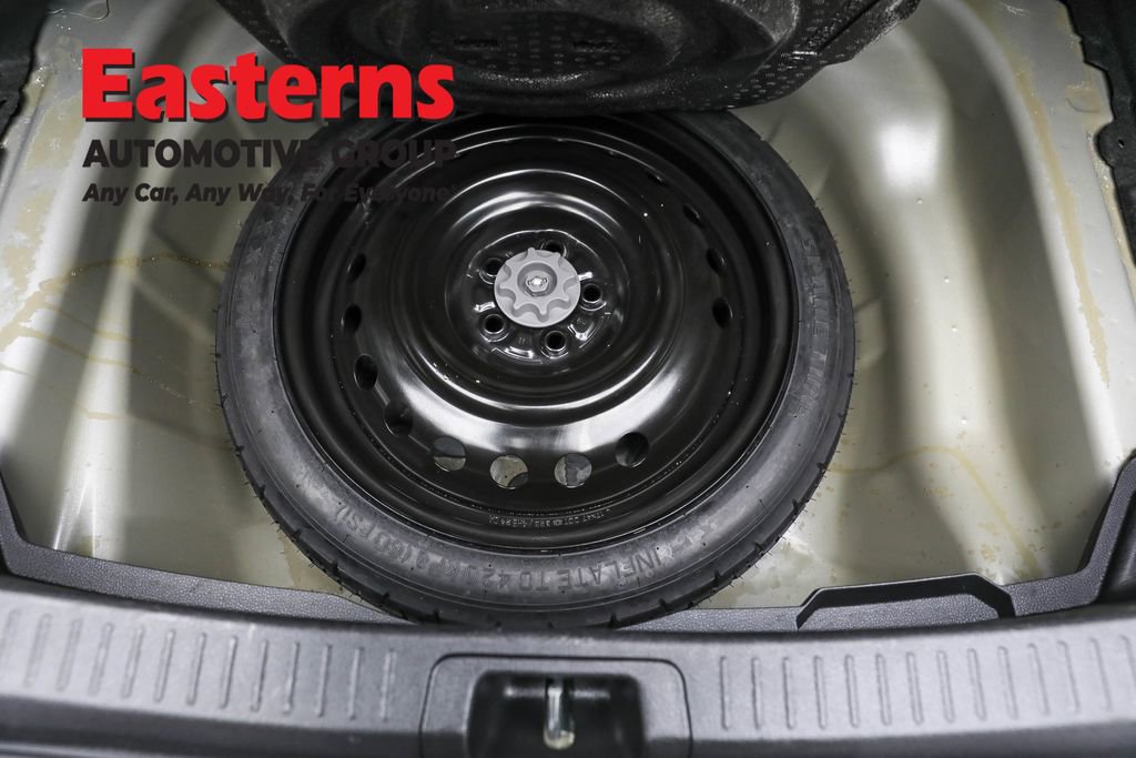 Used 2023 Toyota Corolla LE image 22