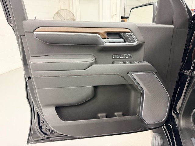 Certified 2026 Chevrolet Silverado 1500 High Country w/ High Country Premium Package AWD/4WD image 23
