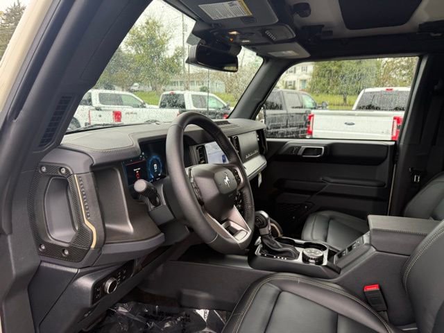 New 2025 Ford Bronco Badlands image 25