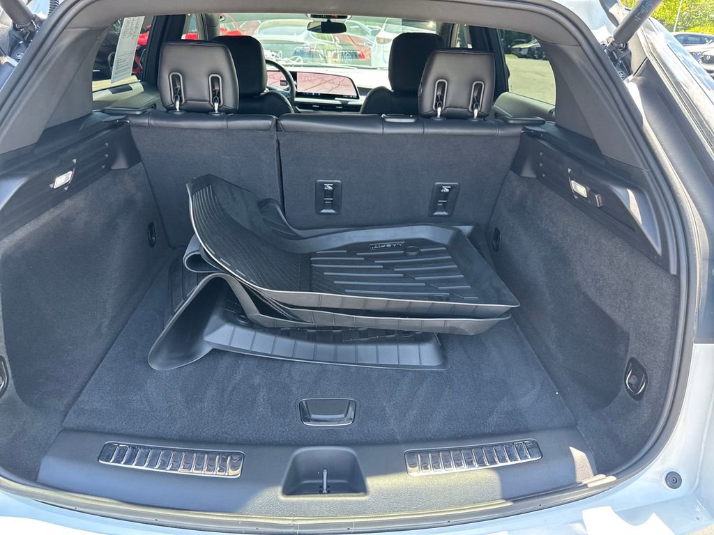 Used 2025 Cadillac XT4 Sport w/ Cold Weather Package FWD image 46