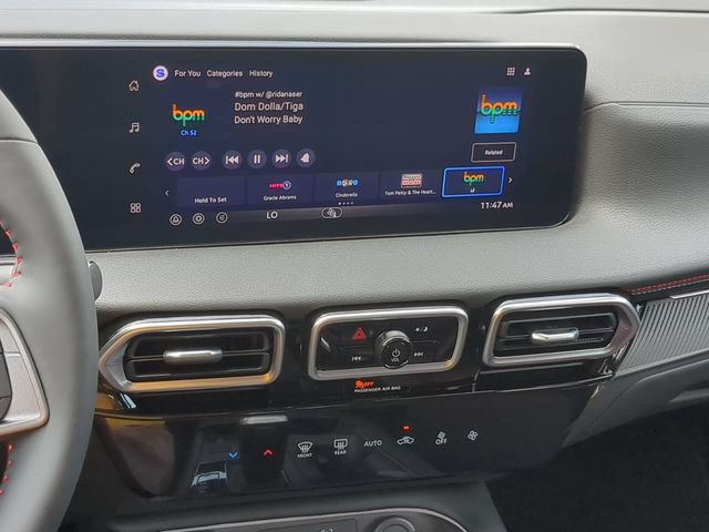 New 2026 Nissan Sentra SR w/ Floor Mat Package FWD image 18