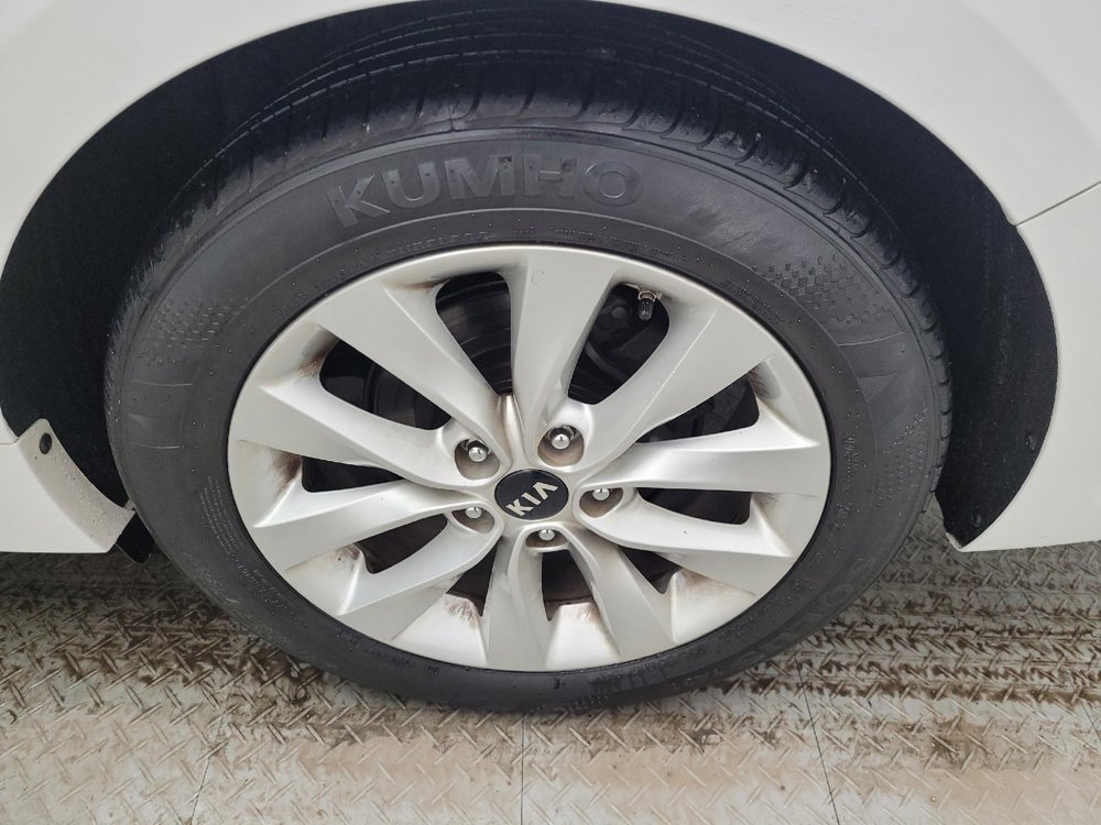 Used 2016 Kia Optima EX w/ Premium Package image 31