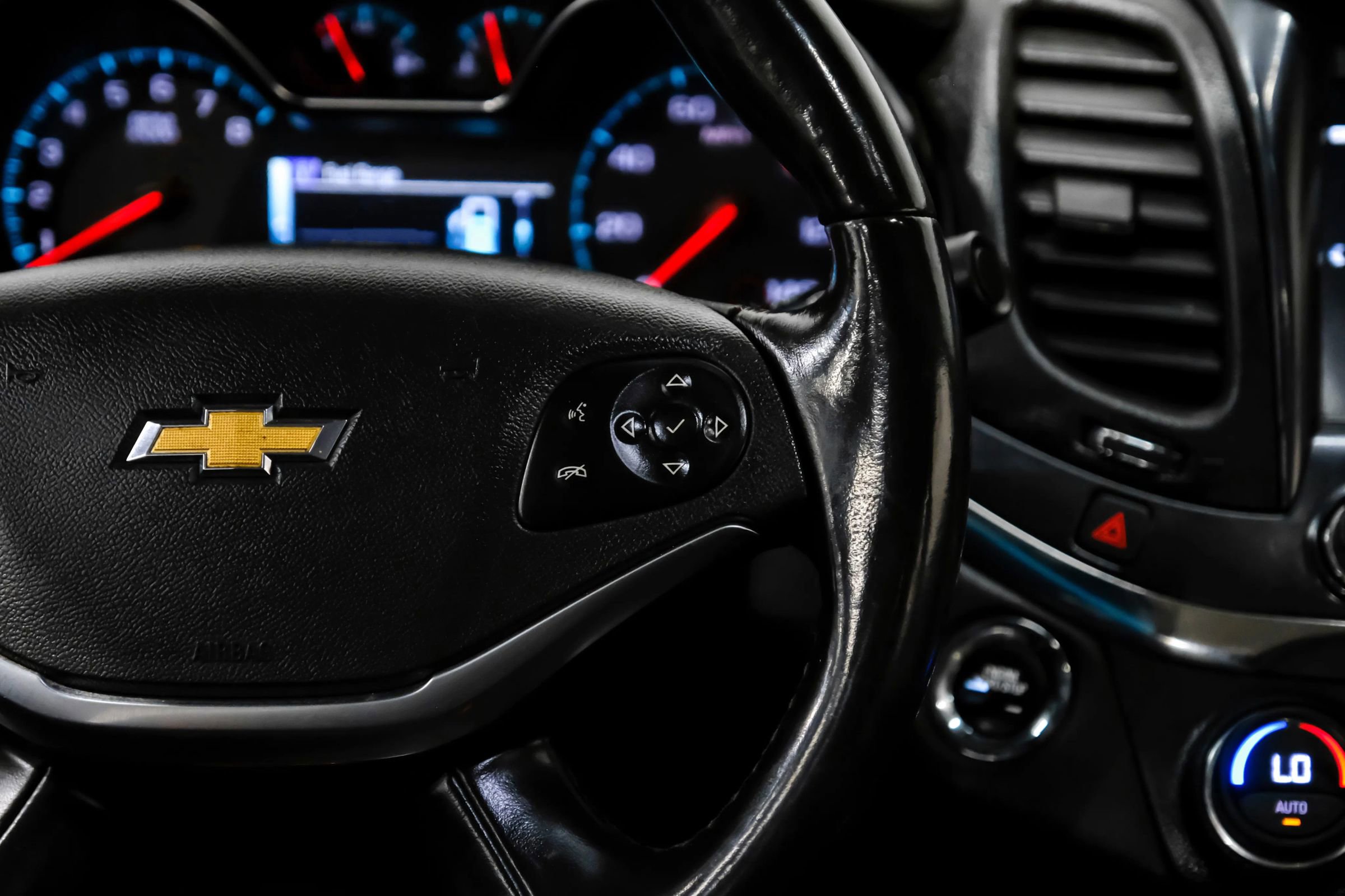 Used 2019 Chevrolet Impala Premier FWD image 19