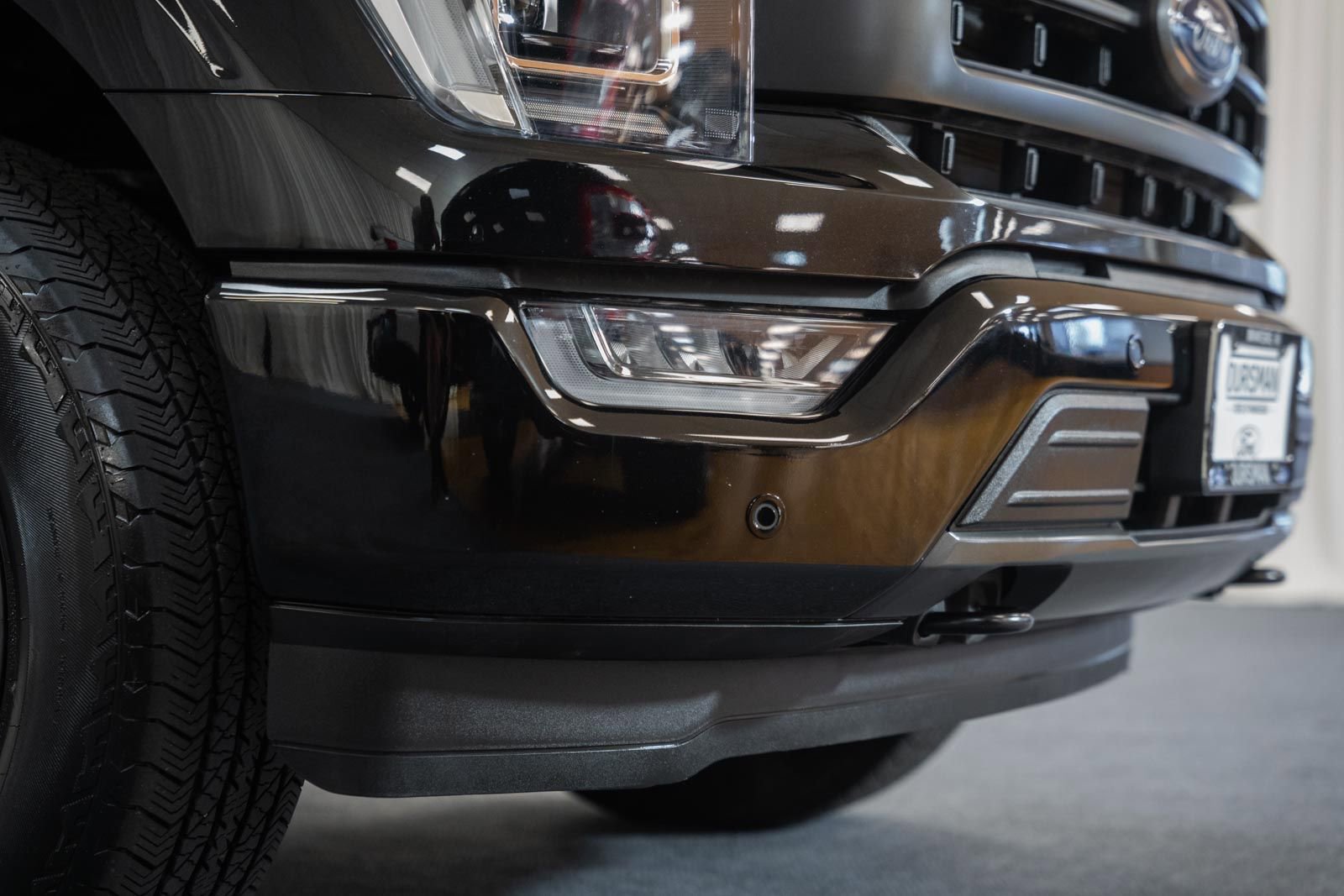 Certified 2023 Ford F150 Lariat w/ Equipment Group 502A High image 13