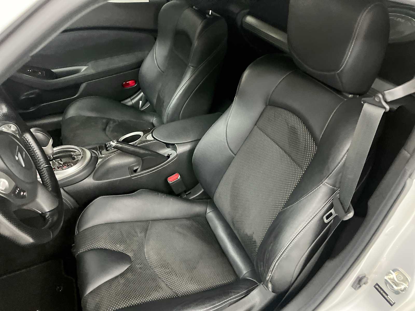 Used 2013 Nissan 370Z Touring w/ Sport Pkg RWD image 19