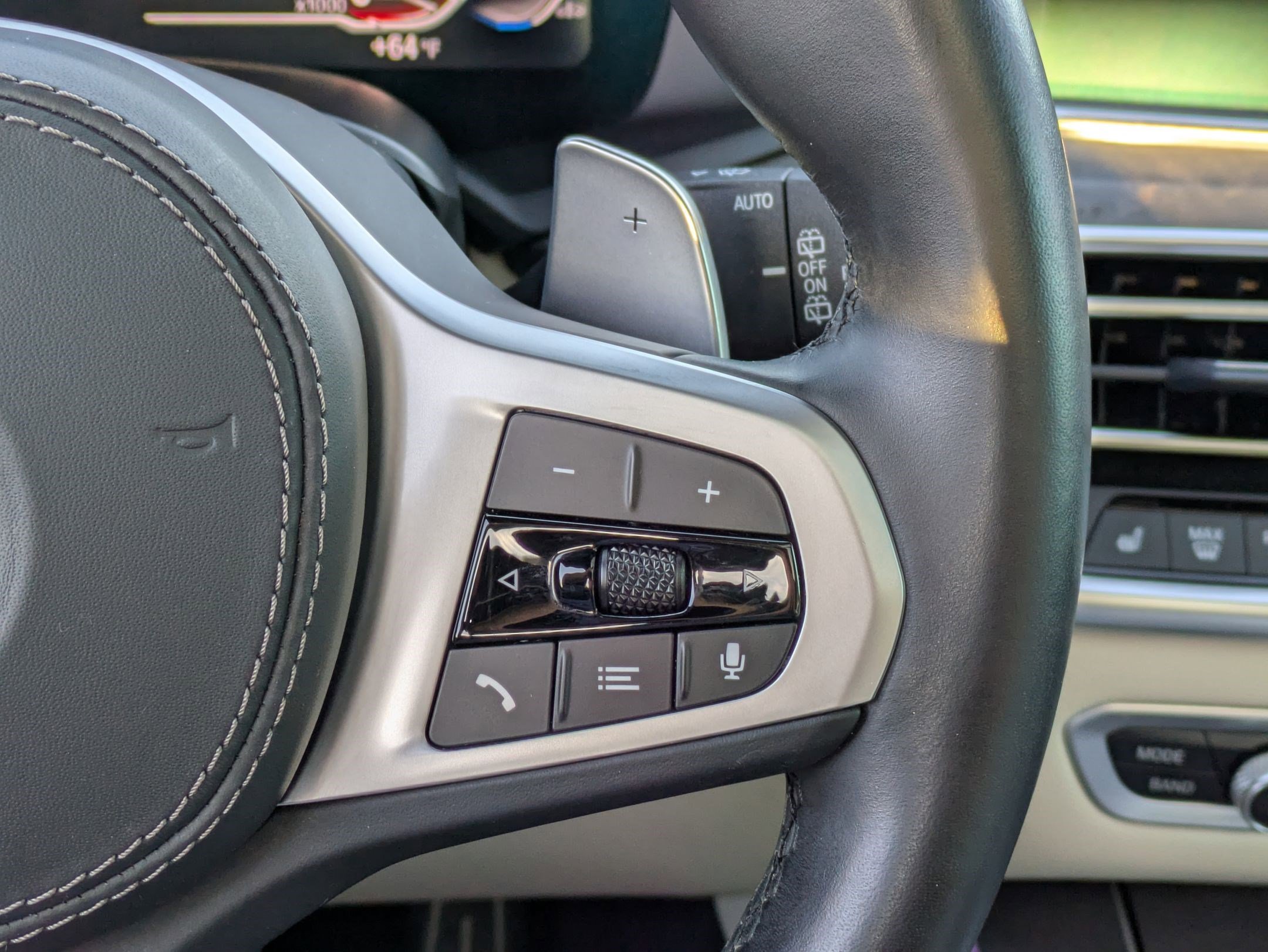 Used 2021 BMW X5 sDrive40i w/ M Sport Package image 17