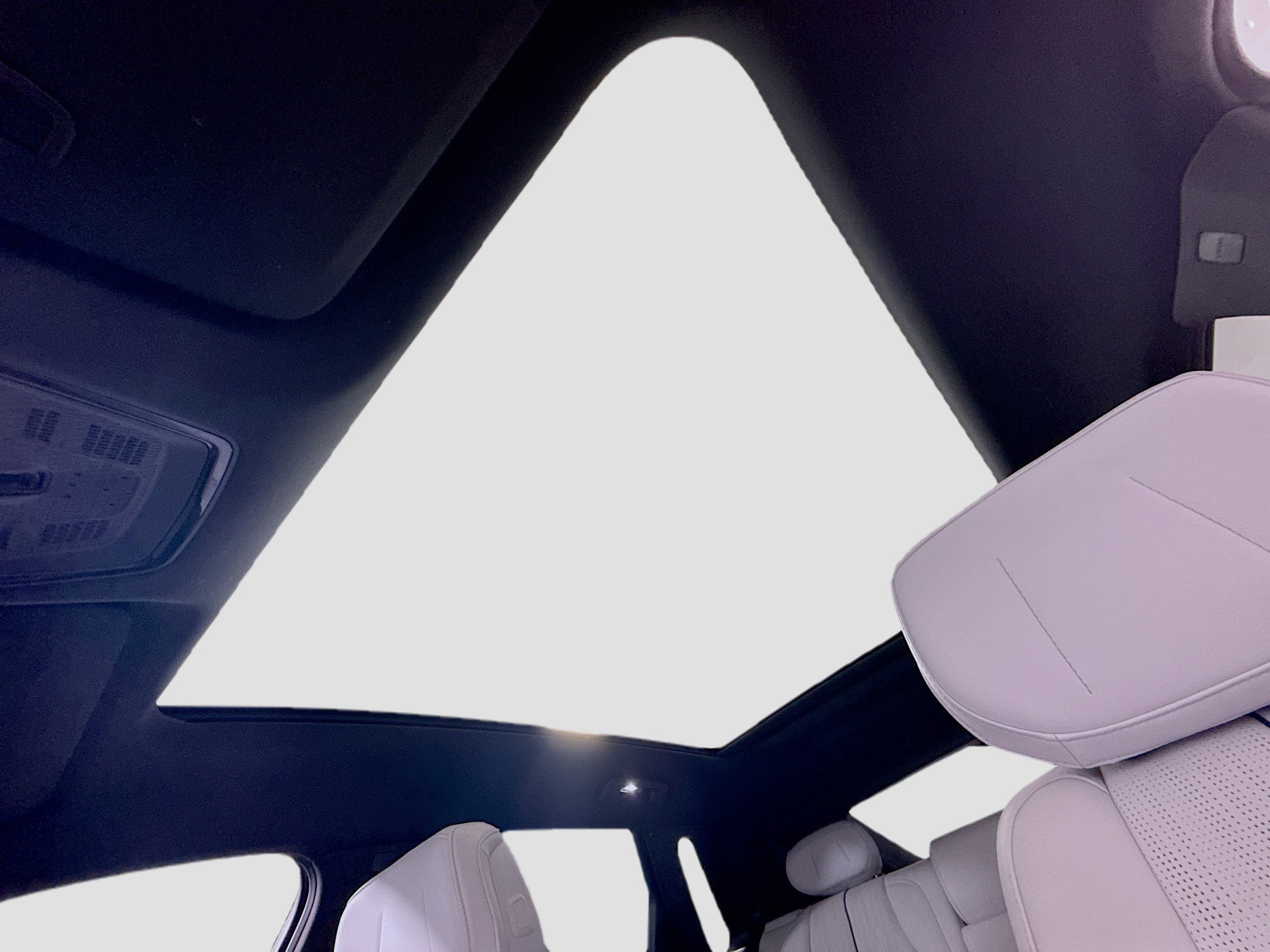 Used 2025 Cadillac Lyriq Luxury w/ LPO, Floor Liner Package image 41