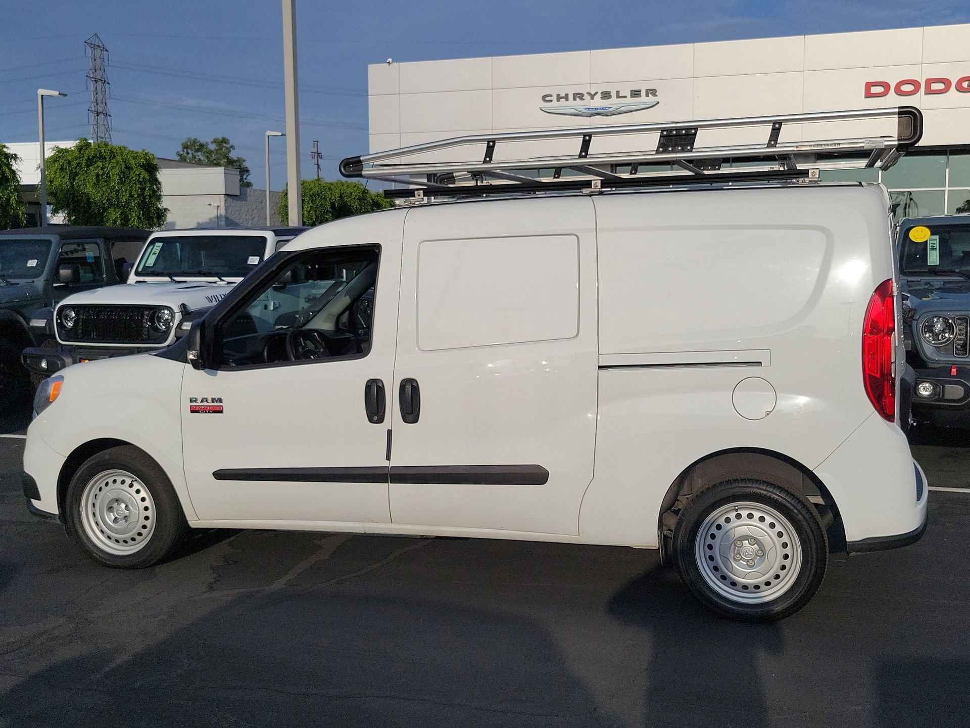 Used 2022 RAM ProMaster City Tradesman FWD image 23