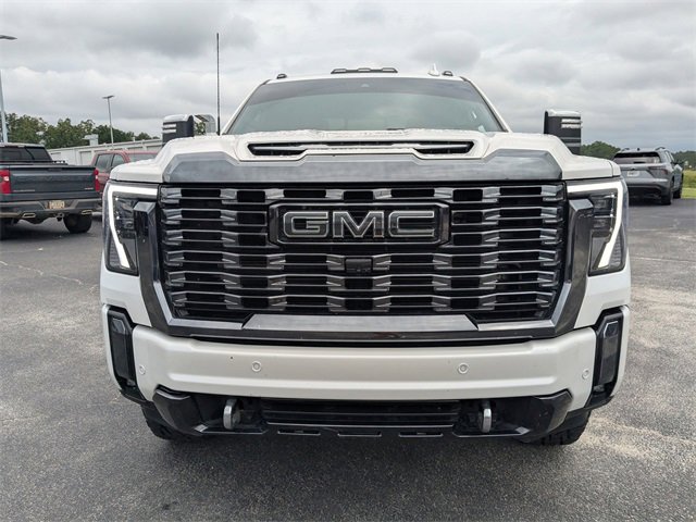 Used 2024 GMC Sierra 2500 Denali Ultimate image 9