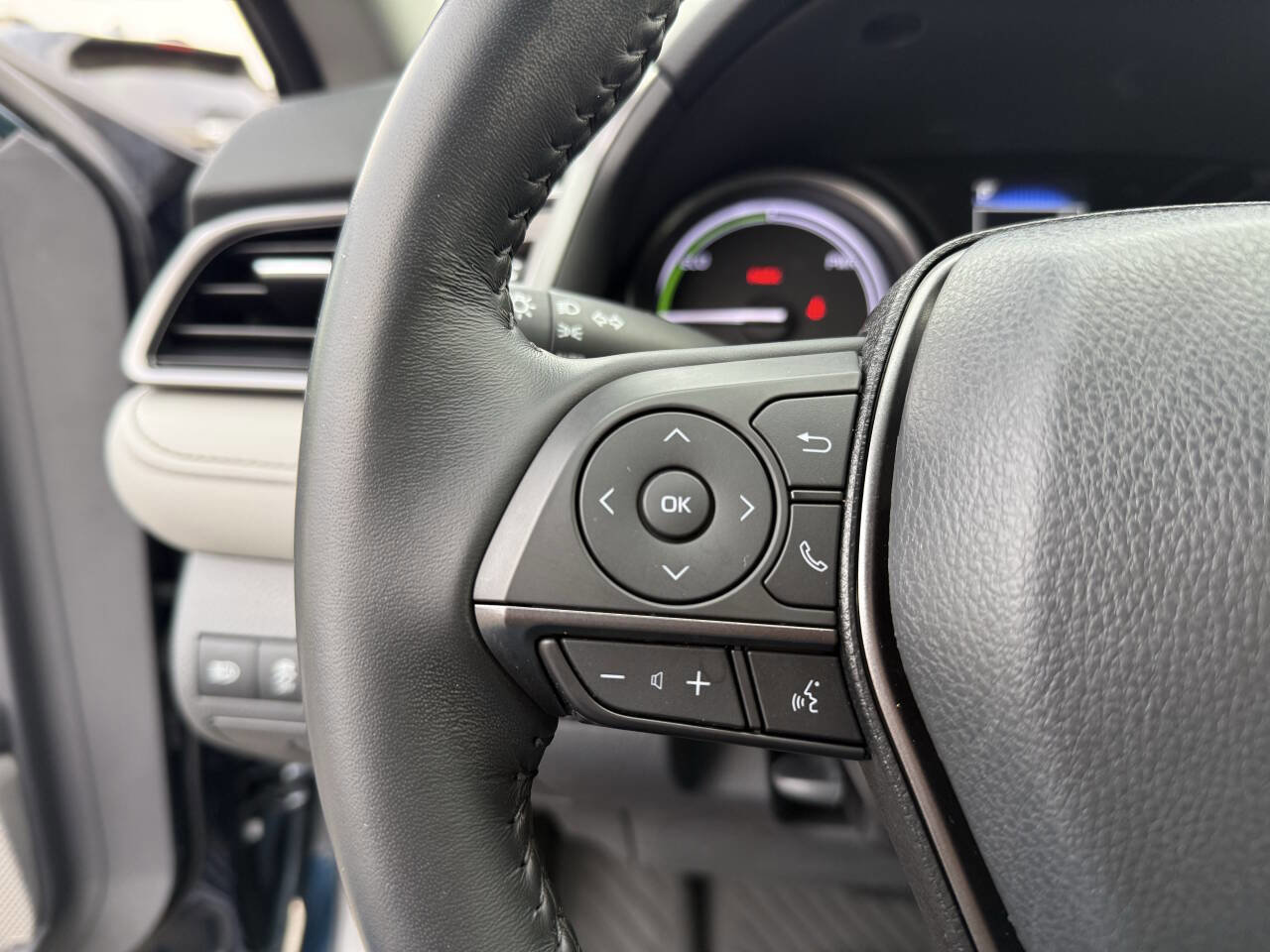 Used 2021 Toyota Camry SE image 18