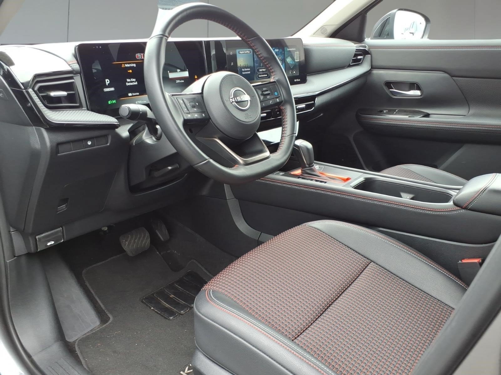 Used 2026 Nissan Kicks SR w/ Cold Weather Package AWD/4WD image 11