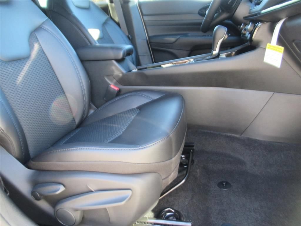 New 2026 Jeep Compass Latitude AWD/4WD image 9