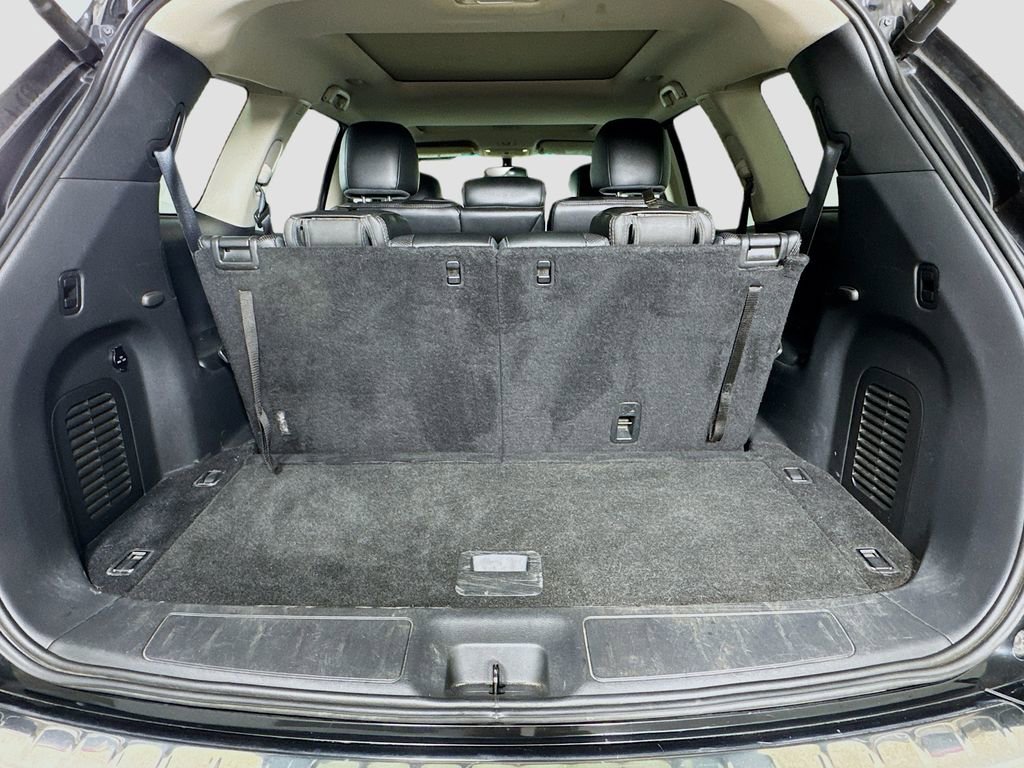 Used 2016 Nissan Pathfinder Platinum AWD/4WD image 29