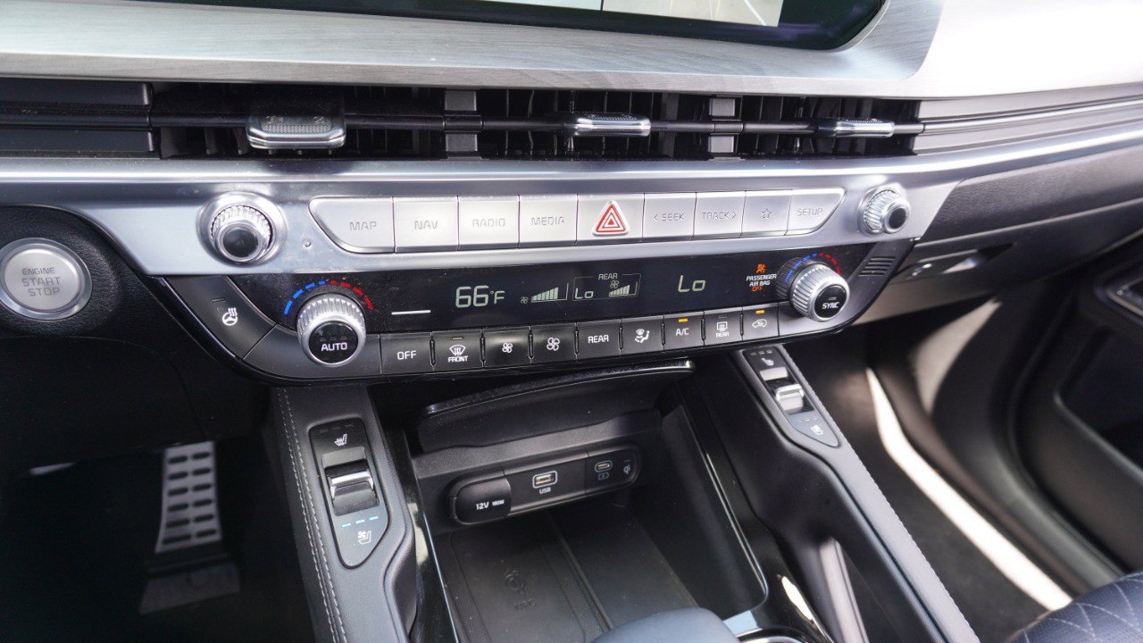 Used 2024 Kia Telluride SX X-Line image 16