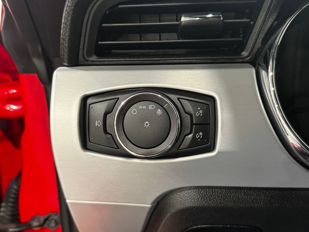 Used 2017 Ford Mustang Premium image 33