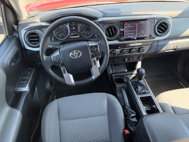 Used 2021 Toyota Tacoma SR5 AWD/4WD image 15