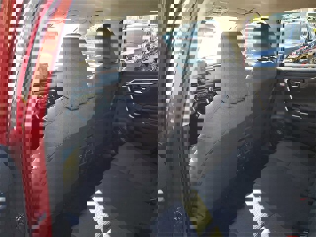 Used 2021 Toyota RAV4 XLE image 10