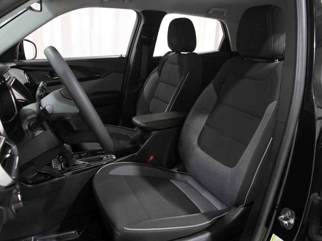 Certified 2023 Chevrolet TrailBlazer LT w/ Convenience Package image 5