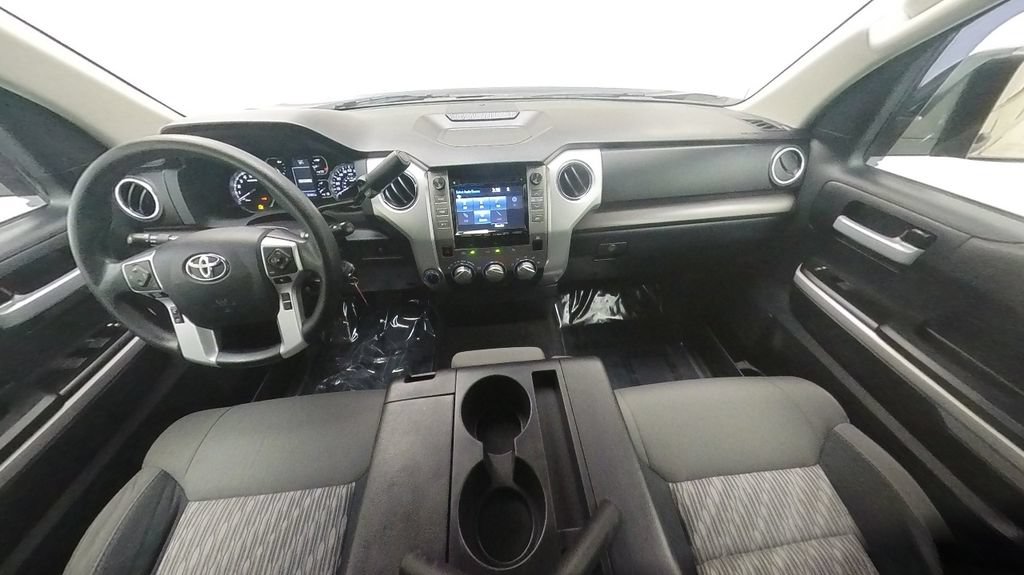 Certified 2019 Toyota Tundra SR5 AWD/4WD image 20