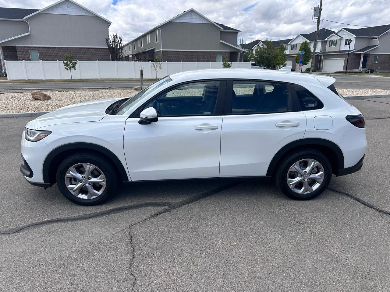 Used 2023 Honda HR-V LX image 5