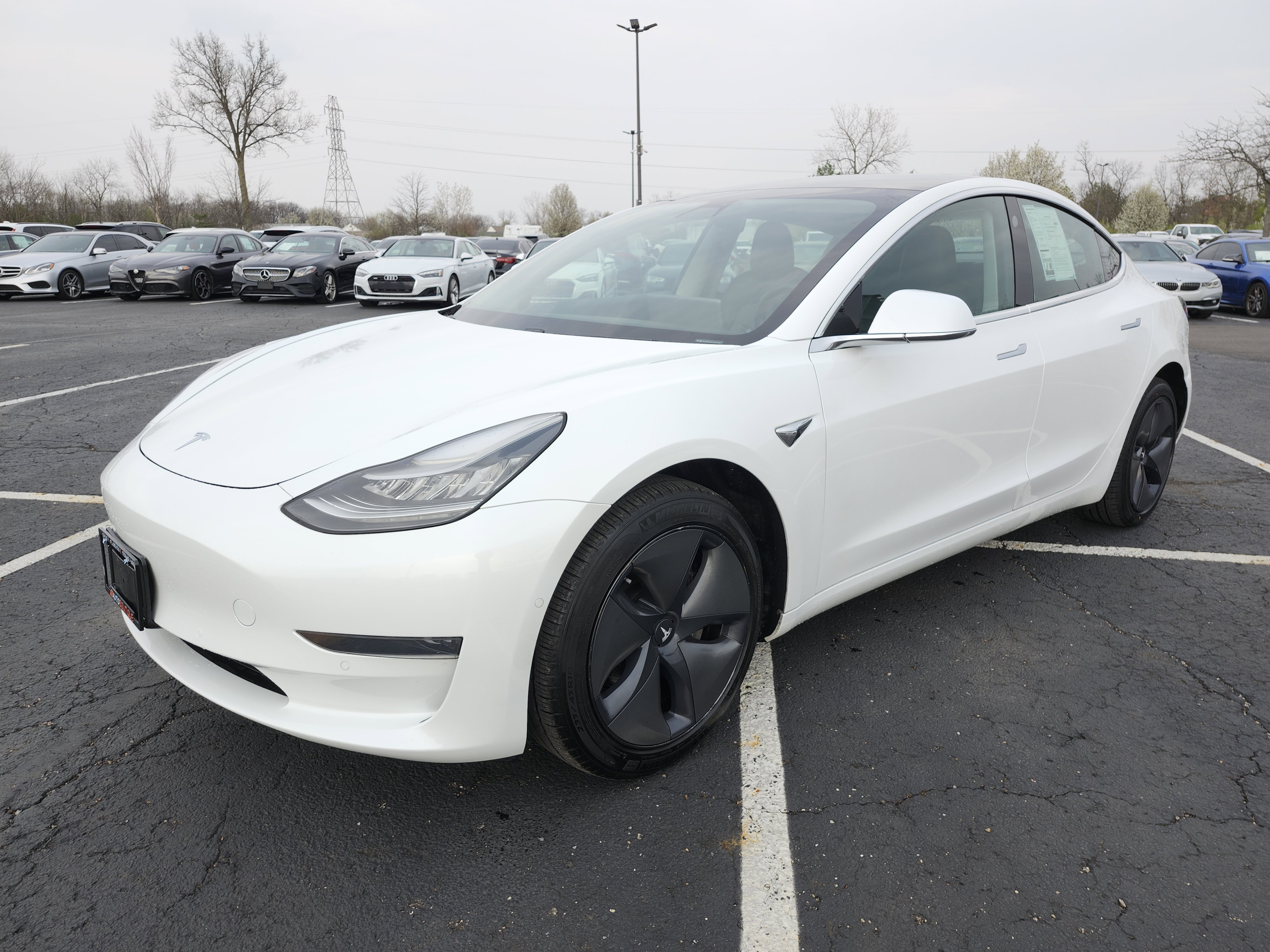 Used 2019 Tesla Model 3 Mid Range image 11
