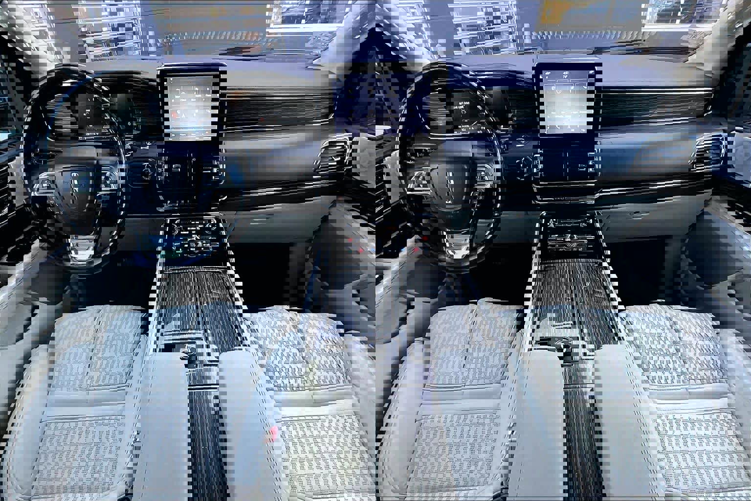 Used 2019 Lincoln Navigator L Black Label w/ Cargo Package image 13