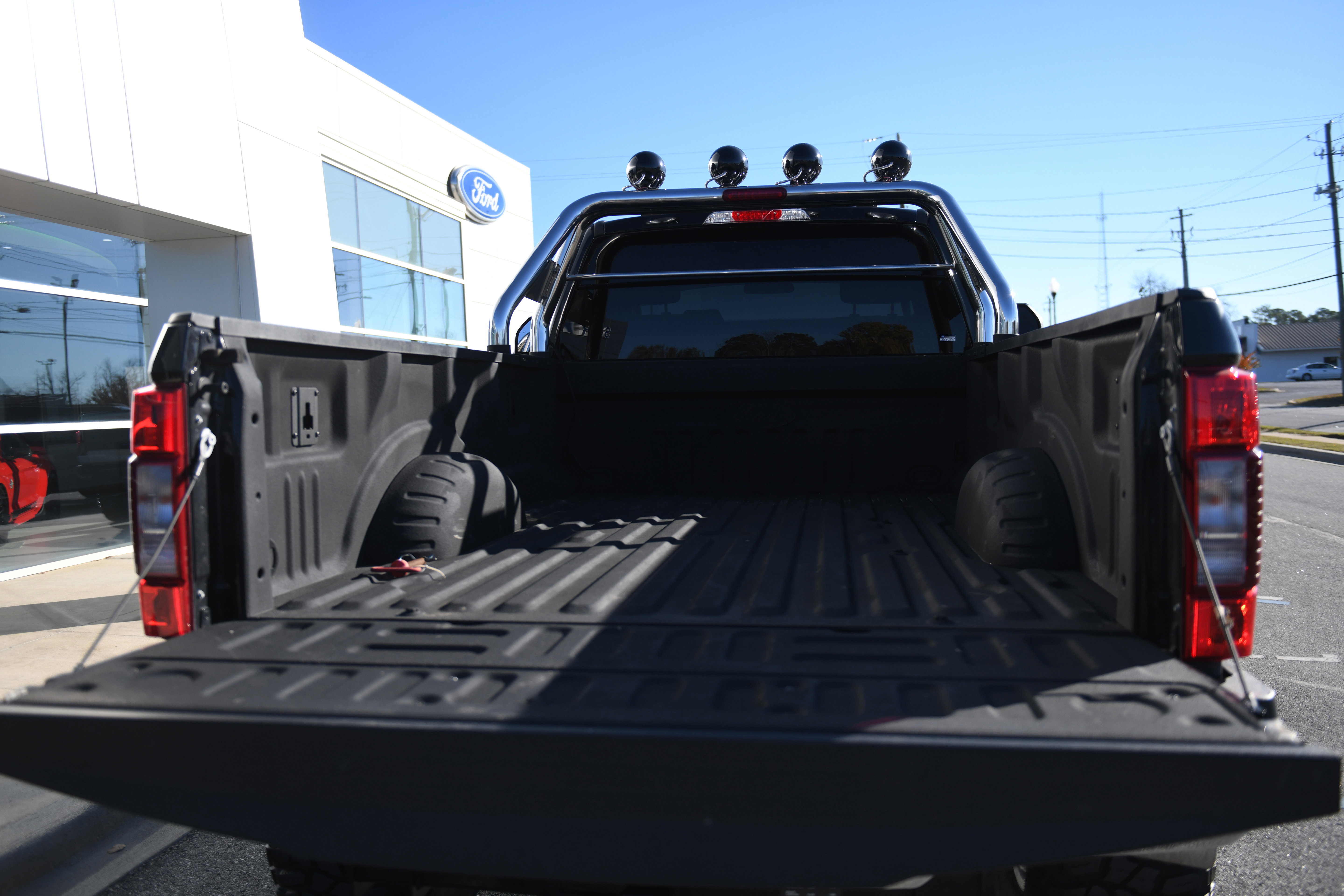 Used 2022 Ford F350 XLT w/ XLT Value Package image 11