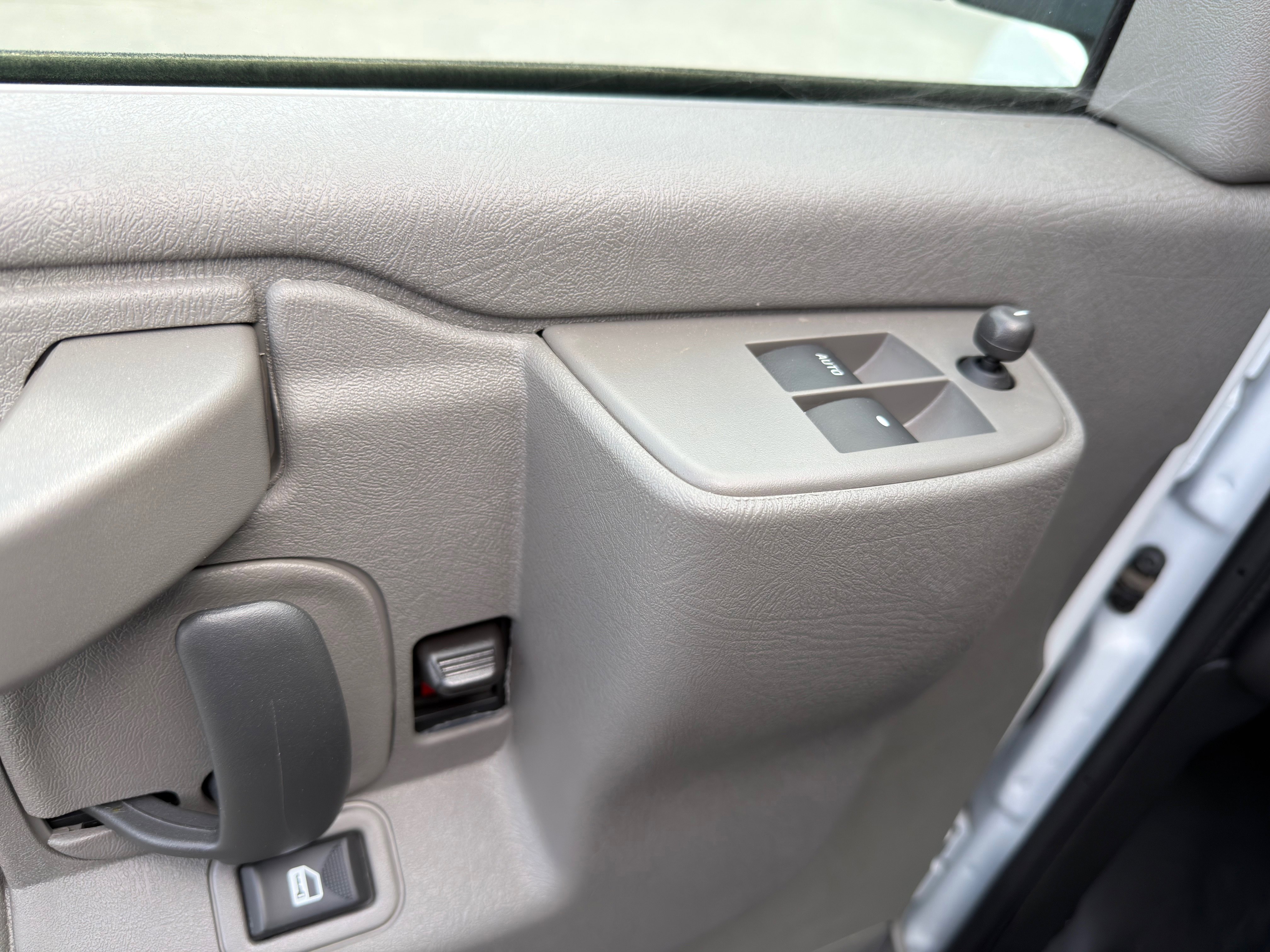 New 2025 Chevrolet Express 2500 w/ Driver Convenience Package image 27