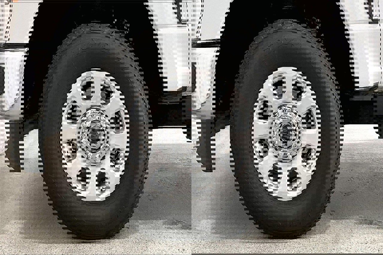 Used 2023 Ford F250 XLT w/ FX4 Off-Road Package image 8