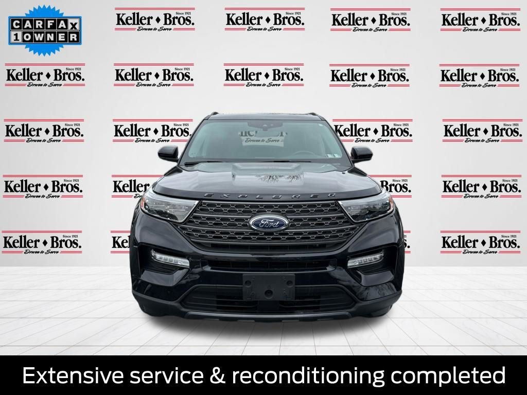 Used 2024 Ford Explorer XLT w/ Equipment Group 202A image 2