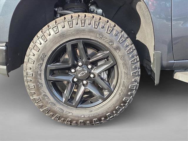 Used 2019 Chevrolet Silverado 1500 LT Trail Boss AWD/4WD image 23