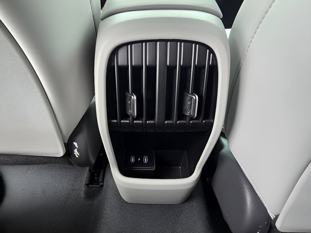 New 2026 Hyundai Kona SEL Premium image 28