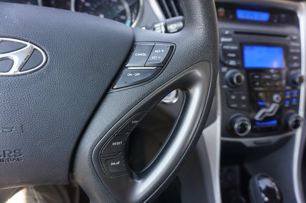 Used 2012 Hyundai Sonata Hybrid FWD image 8