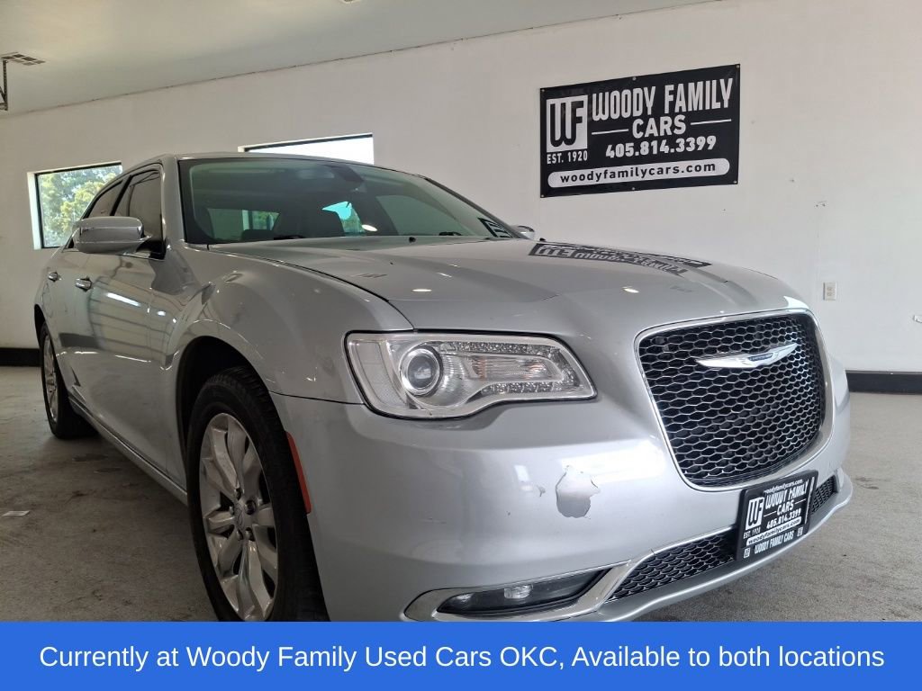 Used 2020 Chrysler 300 Limited image 1