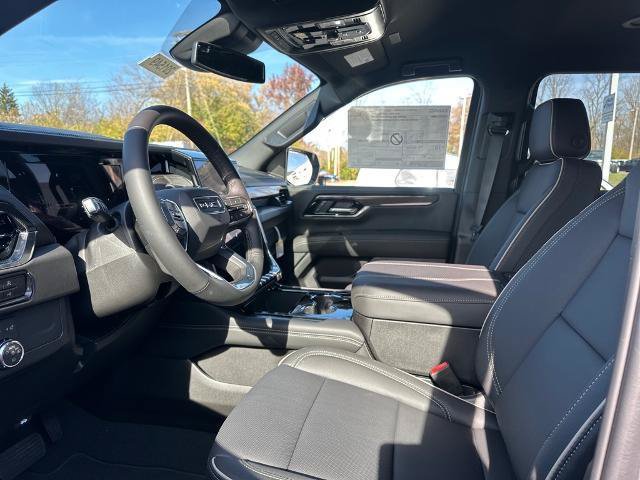 New 2026 GMC Yukon XL Elevation AWD/4WD image 15