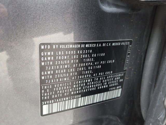 Used 2022 Volkswagen Tiguan SE R-Line image 29