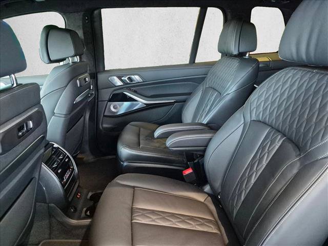 New 2027 BMW X7 M60i AWD/4WD image 17