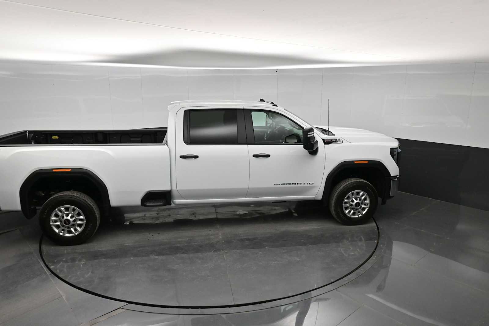 Used 2026 GMC Sierra 2500 Pro w/ Convenience Package AWD/4WD image 31