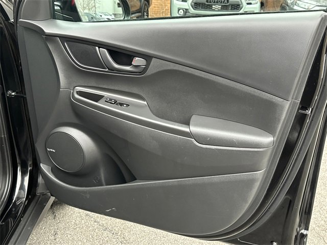 Used 2020 Hyundai Kona SEL Plus image 11