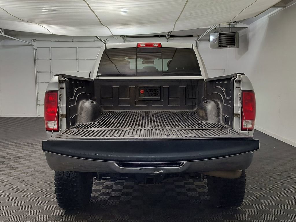 Used 2016 RAM 2500 SLT AWD/4WD image 17