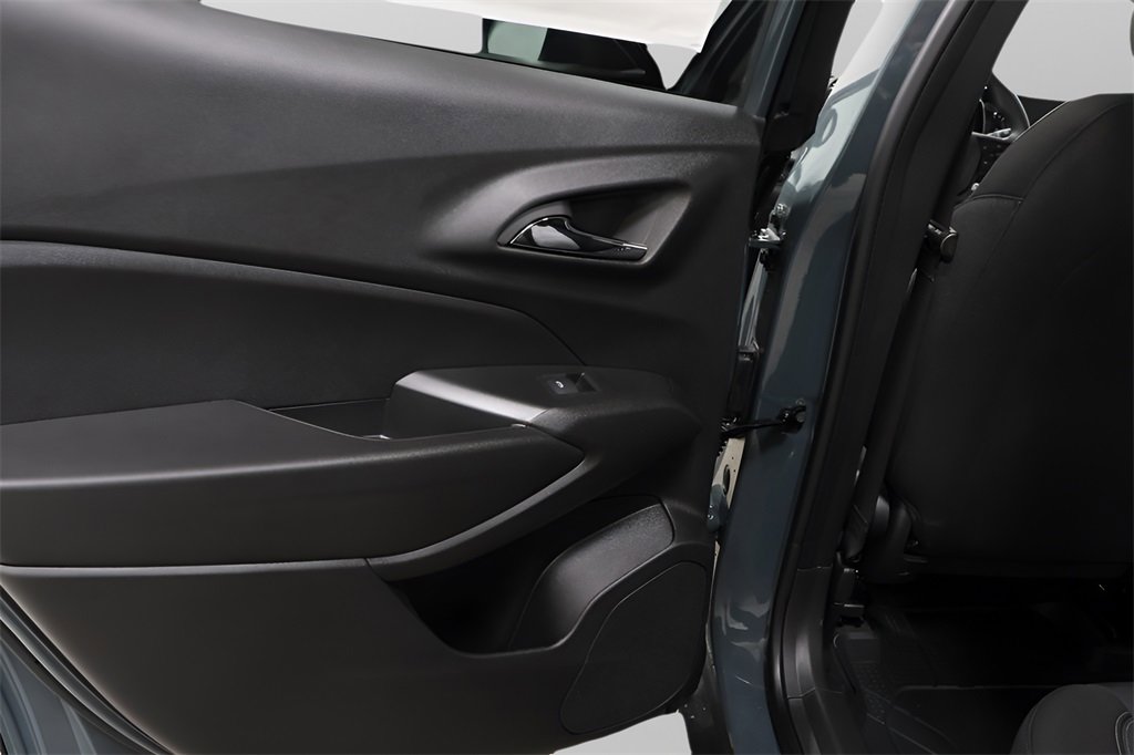 New 2026 Chevrolet Trax LS w/ LS Convenience Package image 21