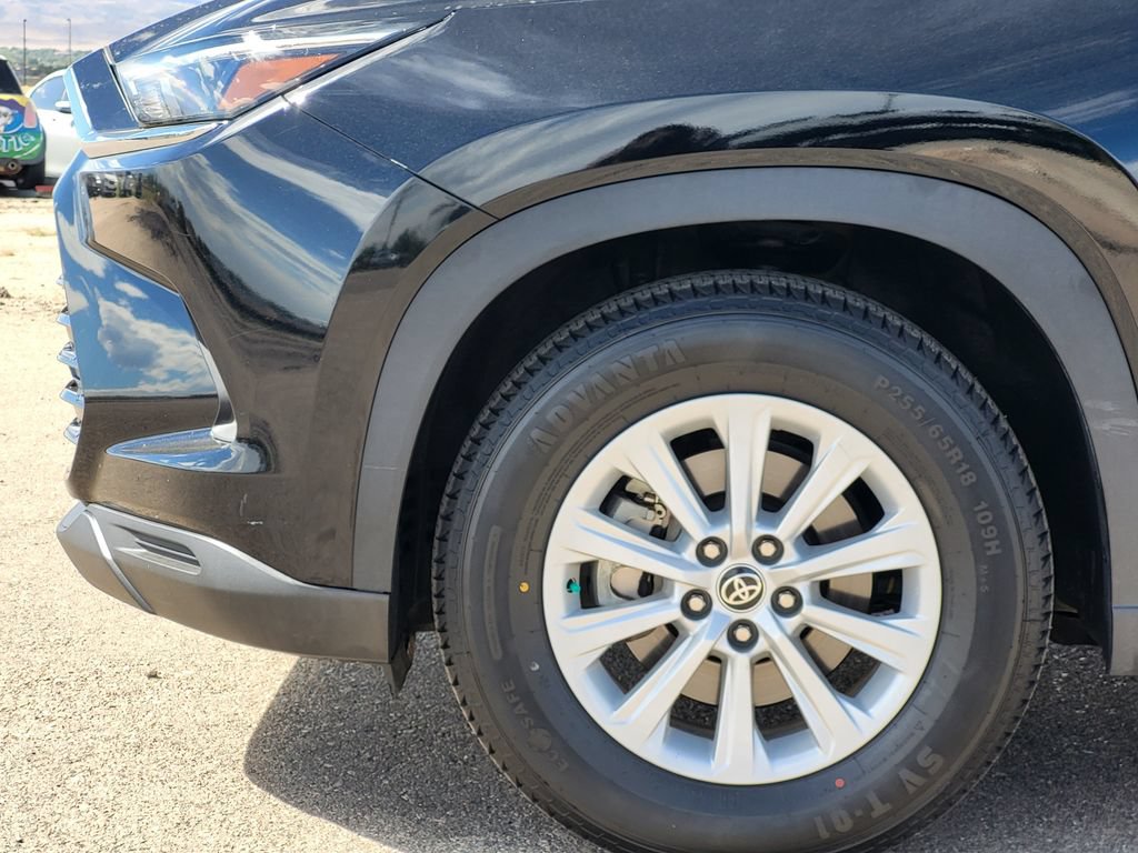 Used 2024 Toyota Grand Highlander AWD image 10
