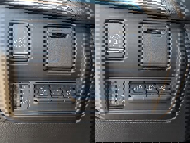 Used 2023 Cadillac CT4 V w/ Navigation Package image 25