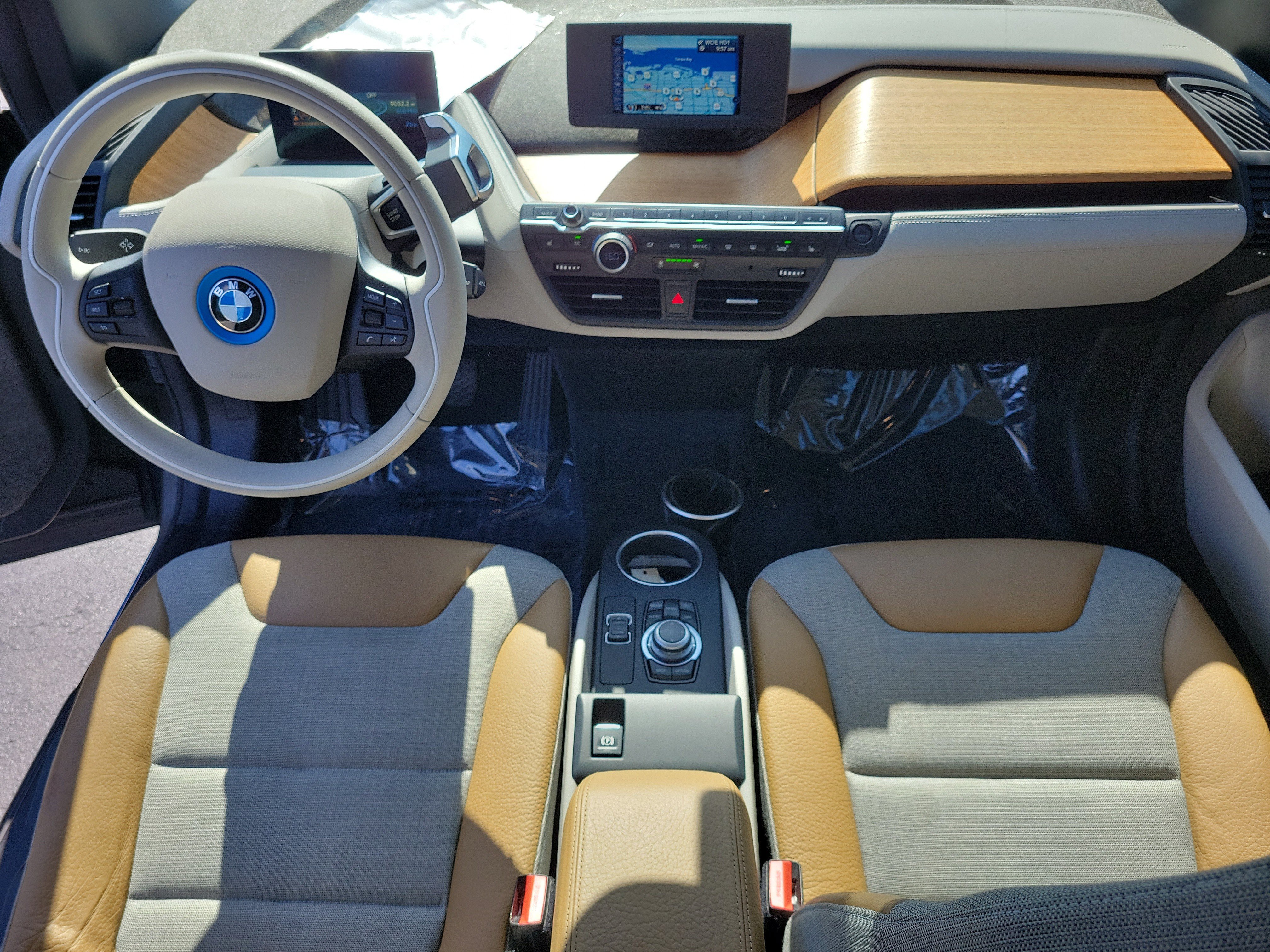 Used 2015 BMW i3 w/ Range Extender RWD image 12