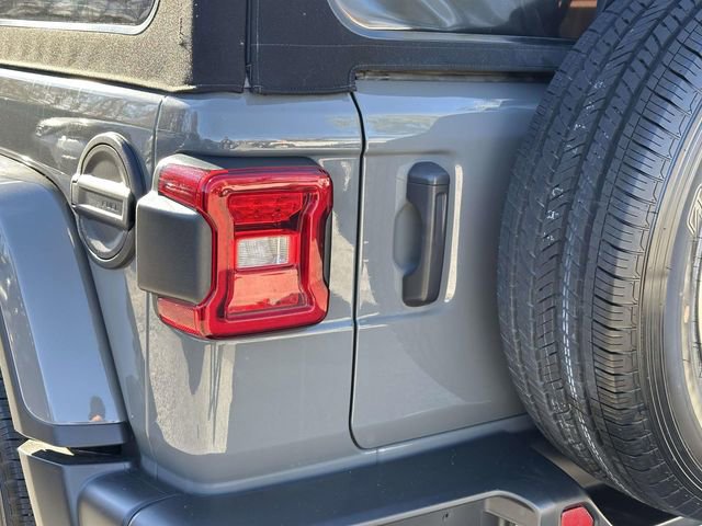 Certified 2021 Jeep Wrangler Unlimited Sahara w/ LED Lighting Group image 11