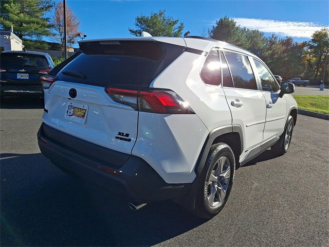 Used 2024 Toyota RAV4 XLE w/ Convenience Package image 12